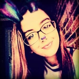 Meet your Posher, Mackenzie